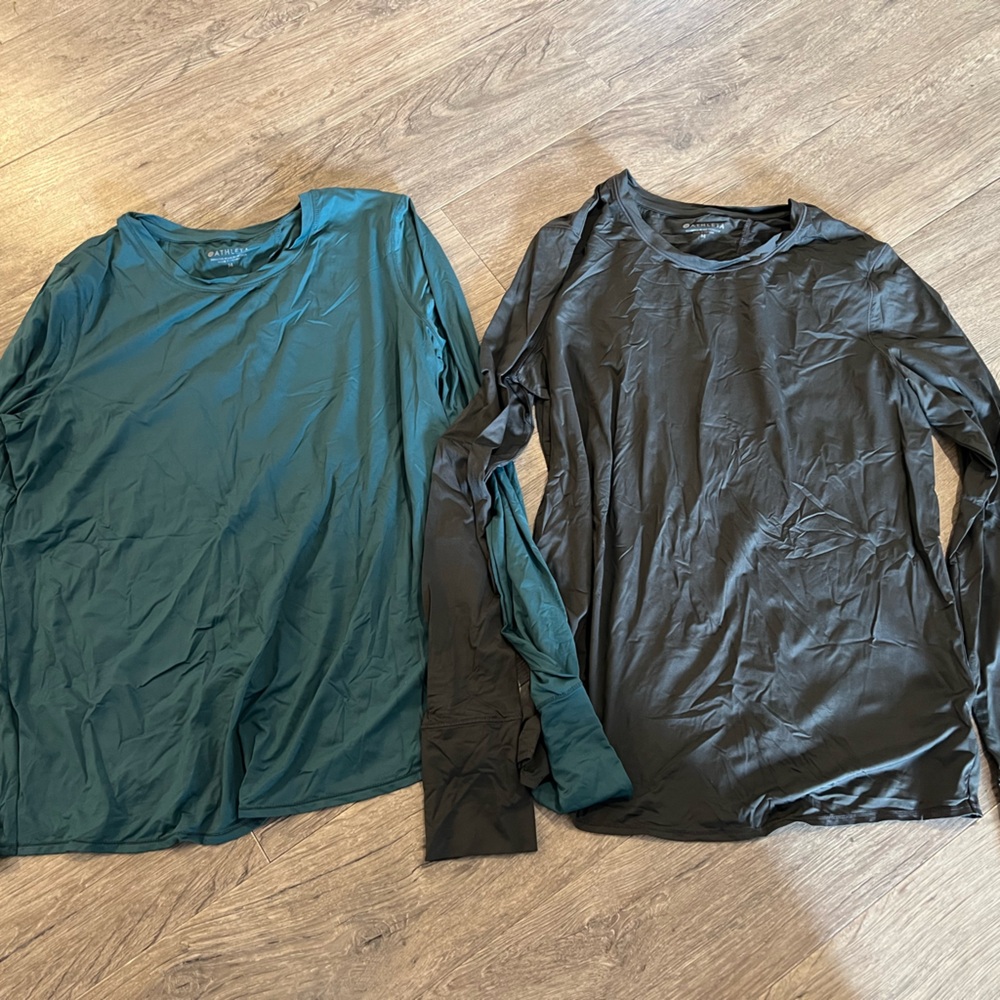 Athleta Black Long Sleeve Top set of 2 size Medium